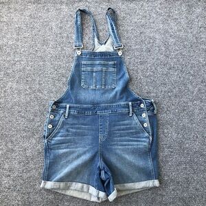 Torrid 4/5 inch shortalls size 16